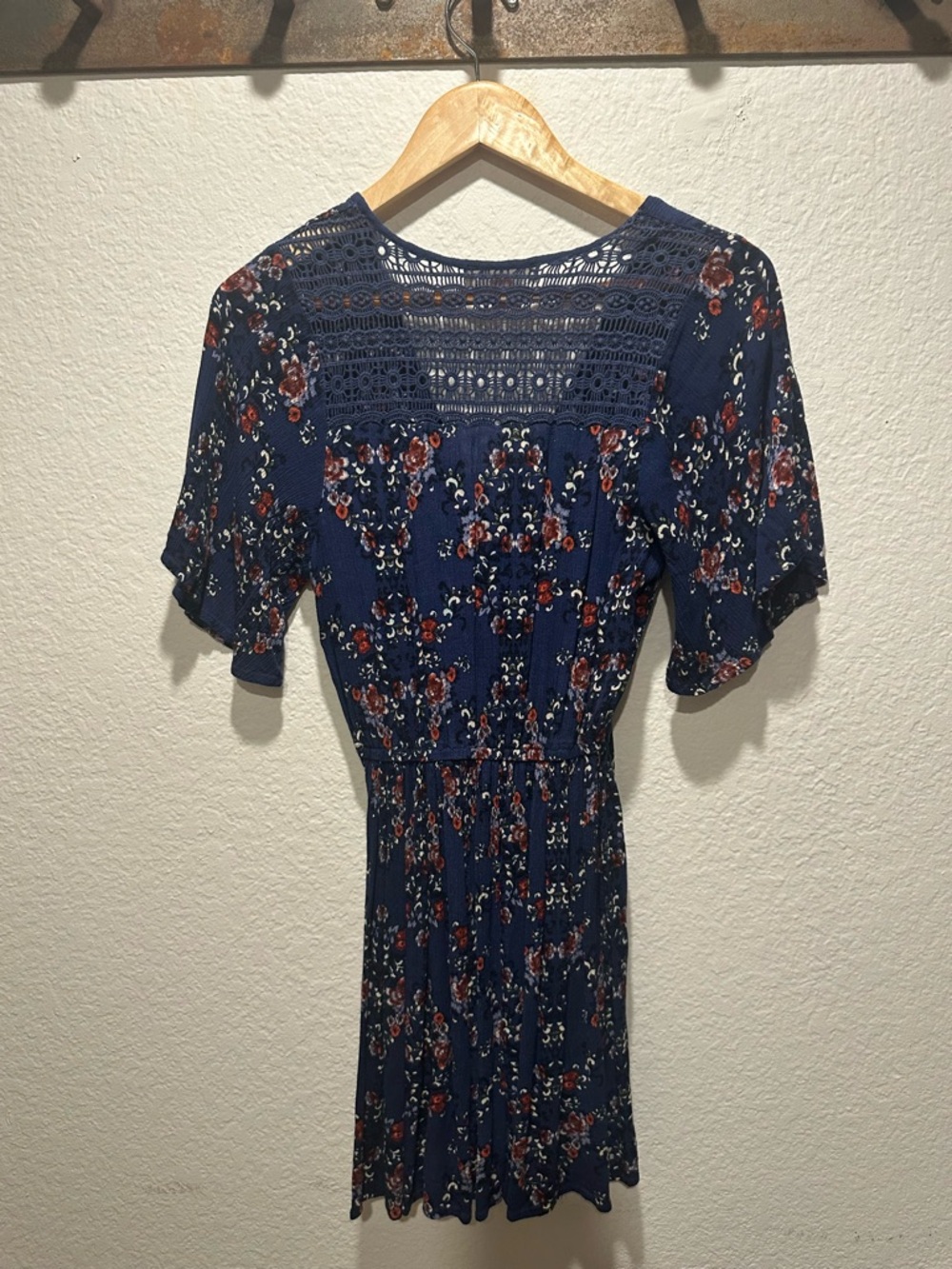 Band of Gypsies Navy Floral Wrap Mini Dress - Picture 3 of 7